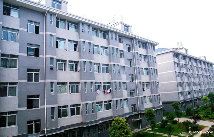 兴湘学生宿舍.jpg